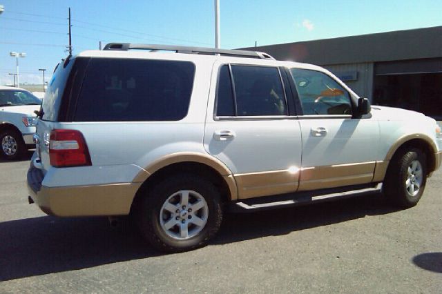 2009 Ford Expedition SL 4x4 Regular Cab