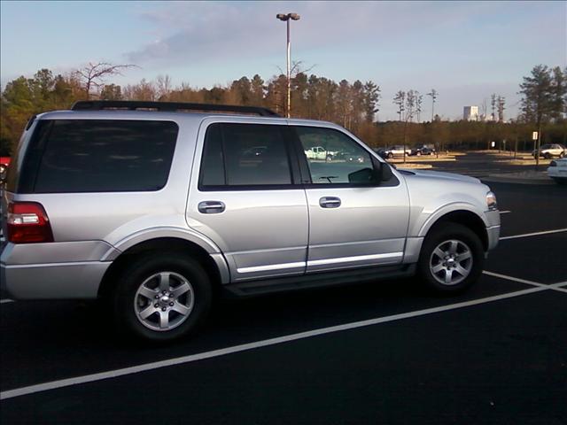 2010 Ford Expedition ESi