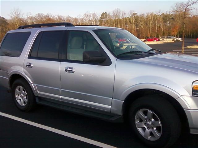 2010 Ford Expedition ESi