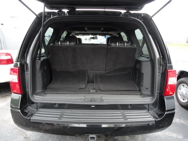 2011 Ford Expedition SLT 25