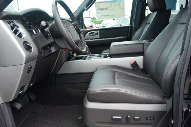 2013 Ford Expedition SLT 25