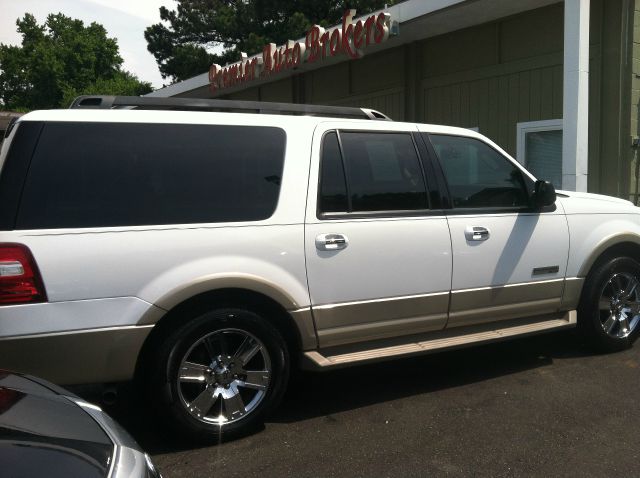 2007 Ford Expedition EL Cavalier