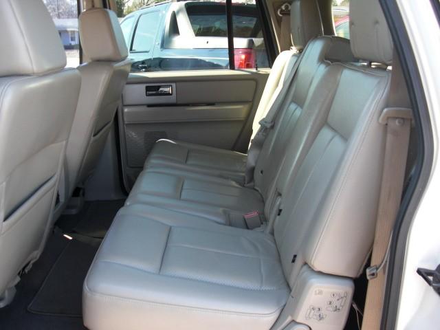 2007 Ford Expedition EL SLT 25