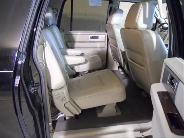 2007 Ford Expedition EL SLT 25