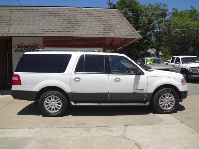 2007 Ford Expedition EL Xtronic CVT LE