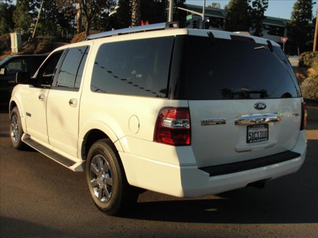 2007 Ford Expedition EL SLT 25