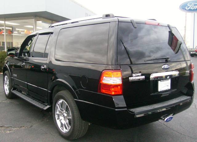 2007 Ford Expedition EL SLT 25