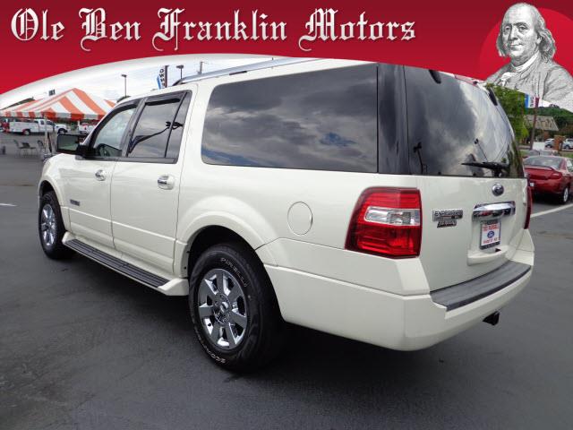 2008 Ford Expedition EL SLT 25