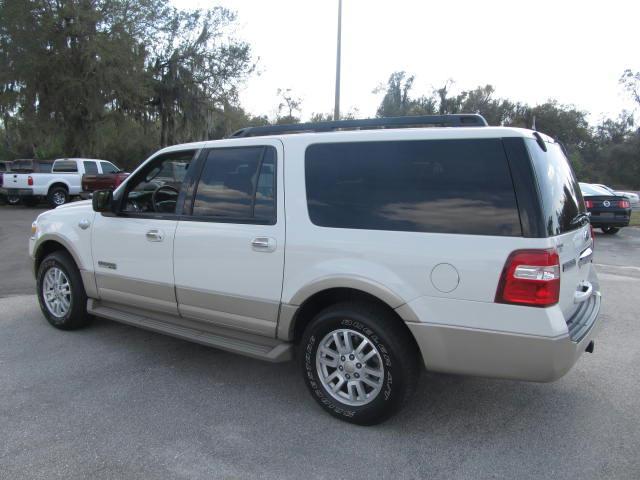 2008 Ford Expedition EL Premier 2WD 4-cyl Auto