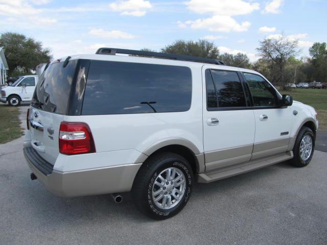 2008 Ford Expedition EL Premier 2WD 4-cyl Auto