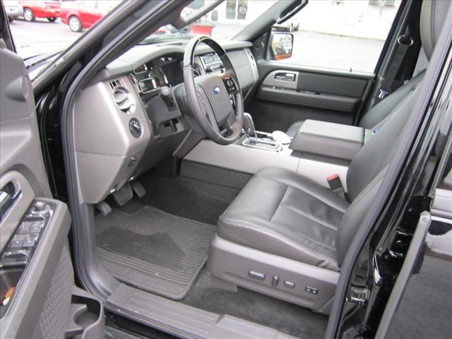 2012 Ford Expedition EL SLT 25