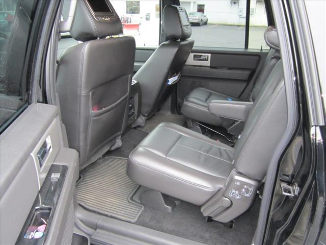 2012 Ford Expedition EL SLT 25