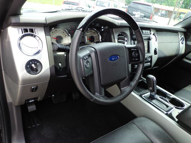 2013 Ford Expedition EL Xtronic CVT LE