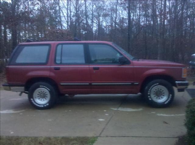 1992 Ford Explorer ESi