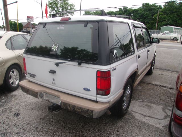 1993 Ford Explorer SLT Mega Cab 4WD