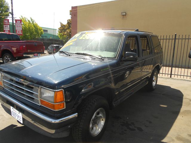 1994 Ford Explorer SLT Mega Cab 4WD