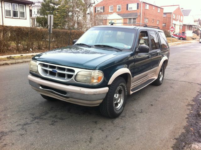 1995 Ford Explorer SLT Mega Cab 4WD