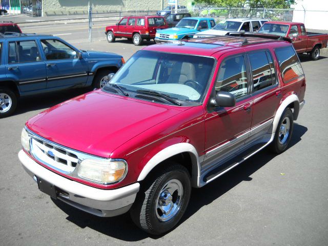 1995 Ford Explorer SLT Mega Cab 4WD