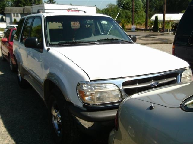 1995 Ford Explorer Service BODY