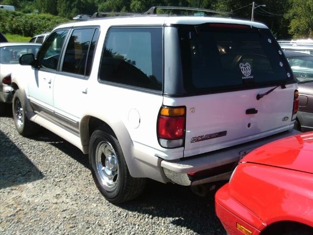 1995 Ford Explorer Service BODY