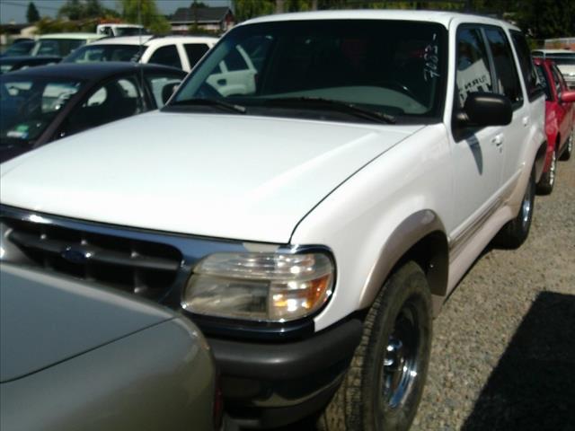 1995 Ford Explorer Service BODY