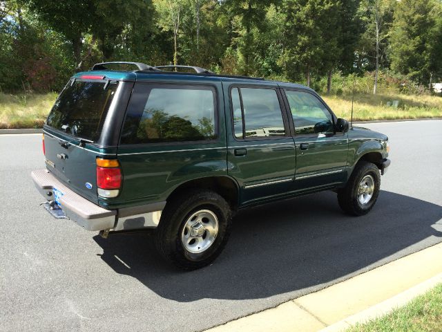 1996 Ford Explorer SLT Mega Cab 4WD