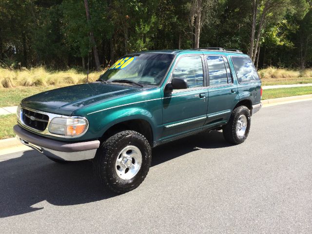 1996 Ford Explorer SLT Mega Cab 4WD