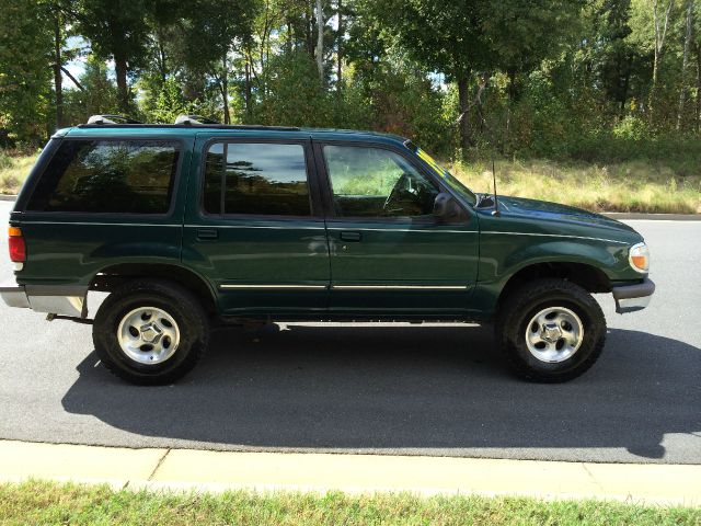 1996 Ford Explorer SLT Mega Cab 4WD