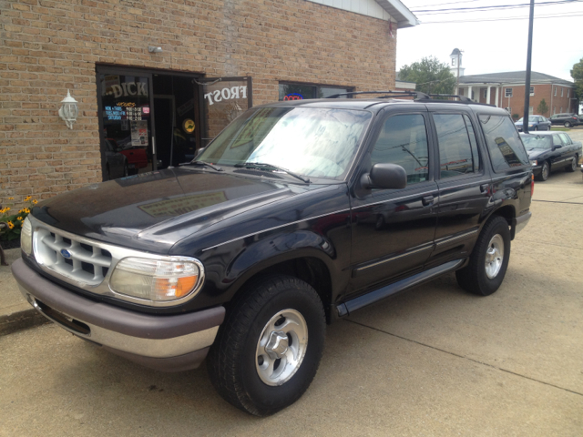 1996 Ford Explorer SLT Mega Cab 4WD