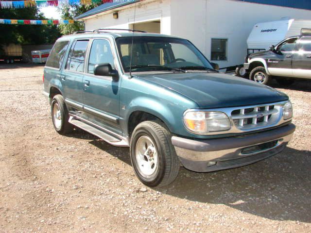 1996 Ford Explorer LS Wagon 4D