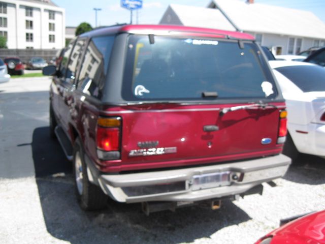 1996 Ford Explorer SLT Mega Cab 4WD