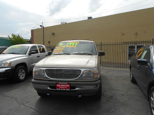 1996 Ford Explorer EX Sport Utility