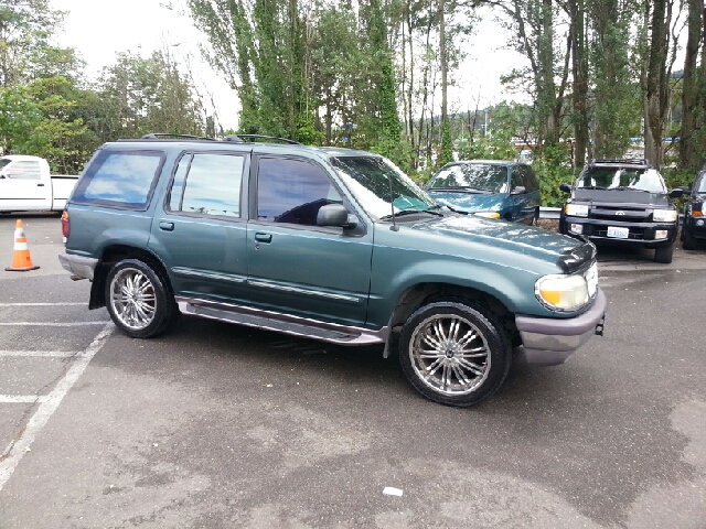 1996 Ford Explorer S2