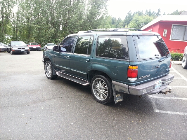 1996 Ford Explorer S2