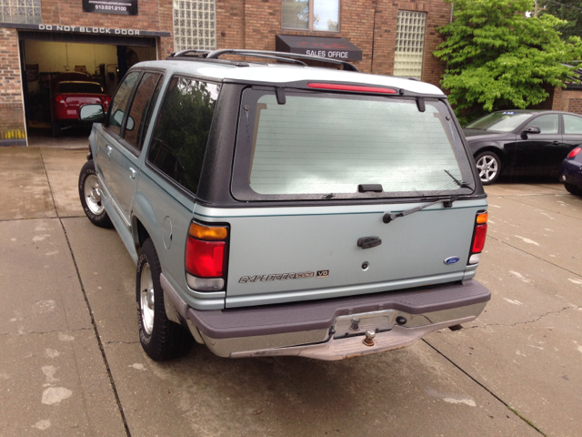 1996 Ford Explorer LS Wagon 4D