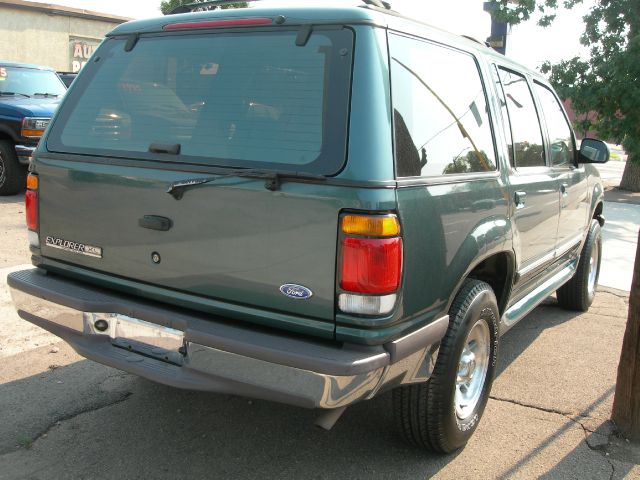 1996 Ford Explorer SLT Mega Cab 4WD