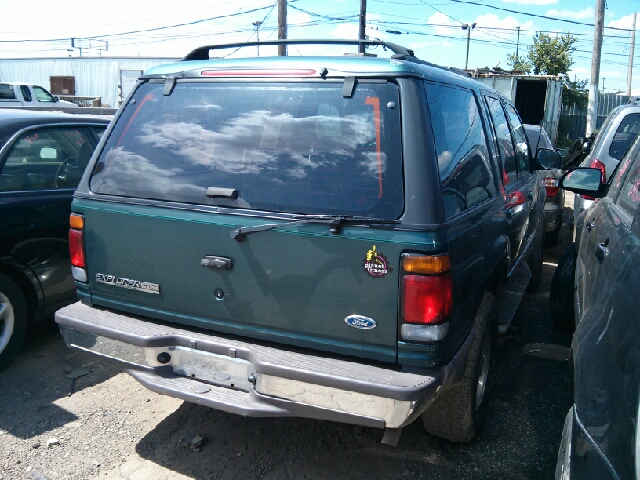 1996 Ford Explorer SLT Mega Cab 4WD