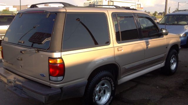 1997 Ford Explorer LS Wagon 4D