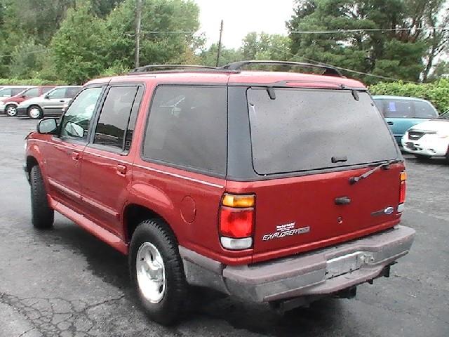 1997 Ford Explorer SLT 25