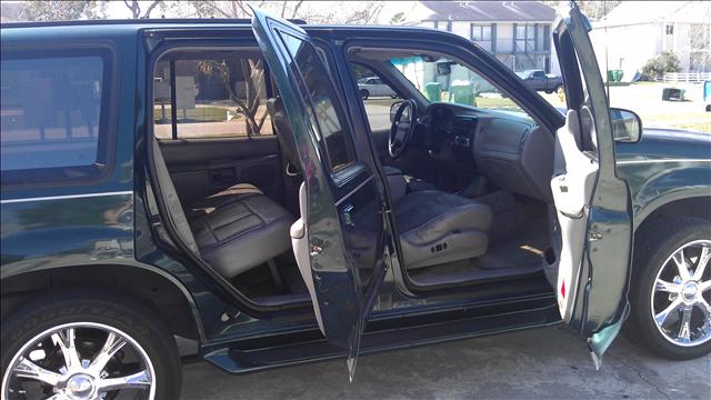 1997 Ford Explorer ESi