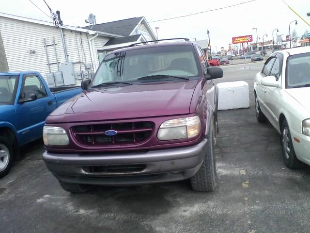 1997 Ford Explorer Hatchback 4D