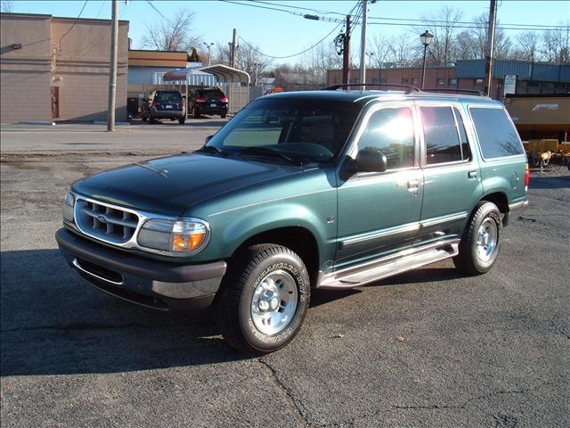 1997 Ford Explorer ESi