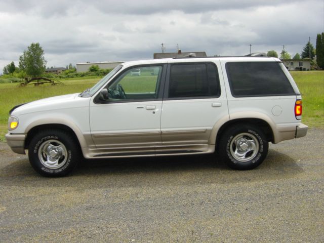 1997 Ford Explorer SLT Mega Cab 4WD