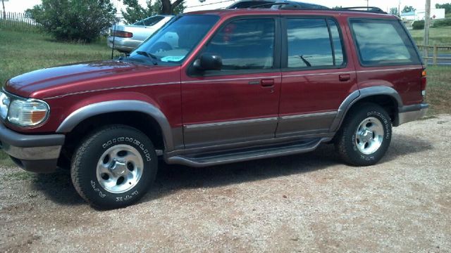 1997 Ford Explorer SLT Mega Cab 4WD