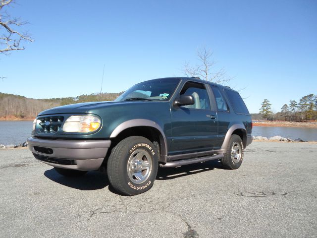 1997 Ford Explorer Extended Cab V8 LT W/1lt