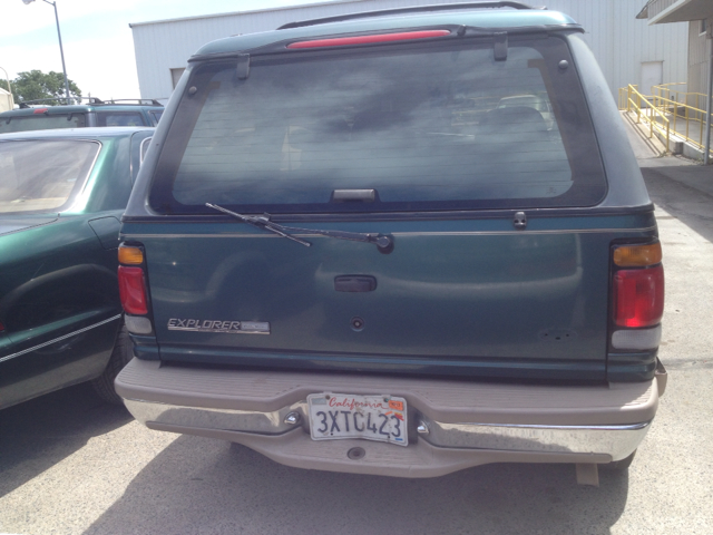 1997 Ford Explorer SLT Mega Cab 4WD