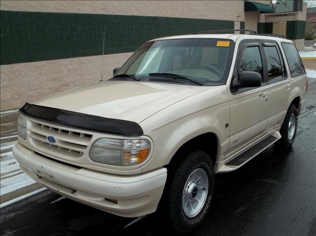 1997 Ford Explorer SLT 25