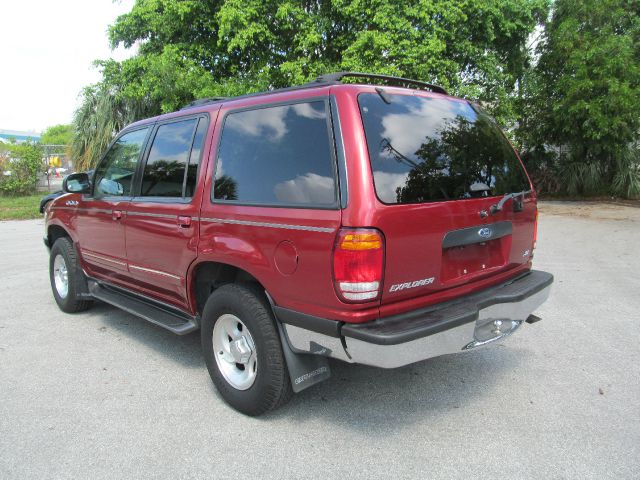 1998 Ford Explorer SLT Mega Cab 4WD