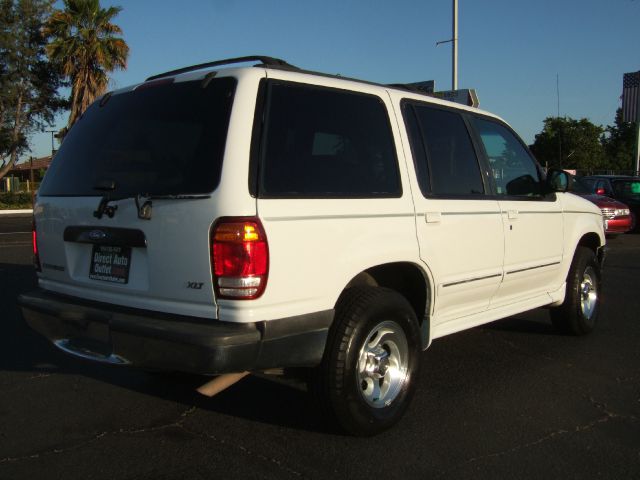 1998 Ford Explorer ESi