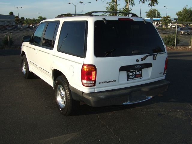 1998 Ford Explorer ESi